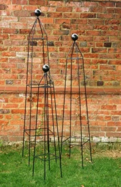 Poppy Forge Cleo Obelisk